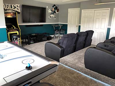 Air conditioned Game Room / Cinema Room